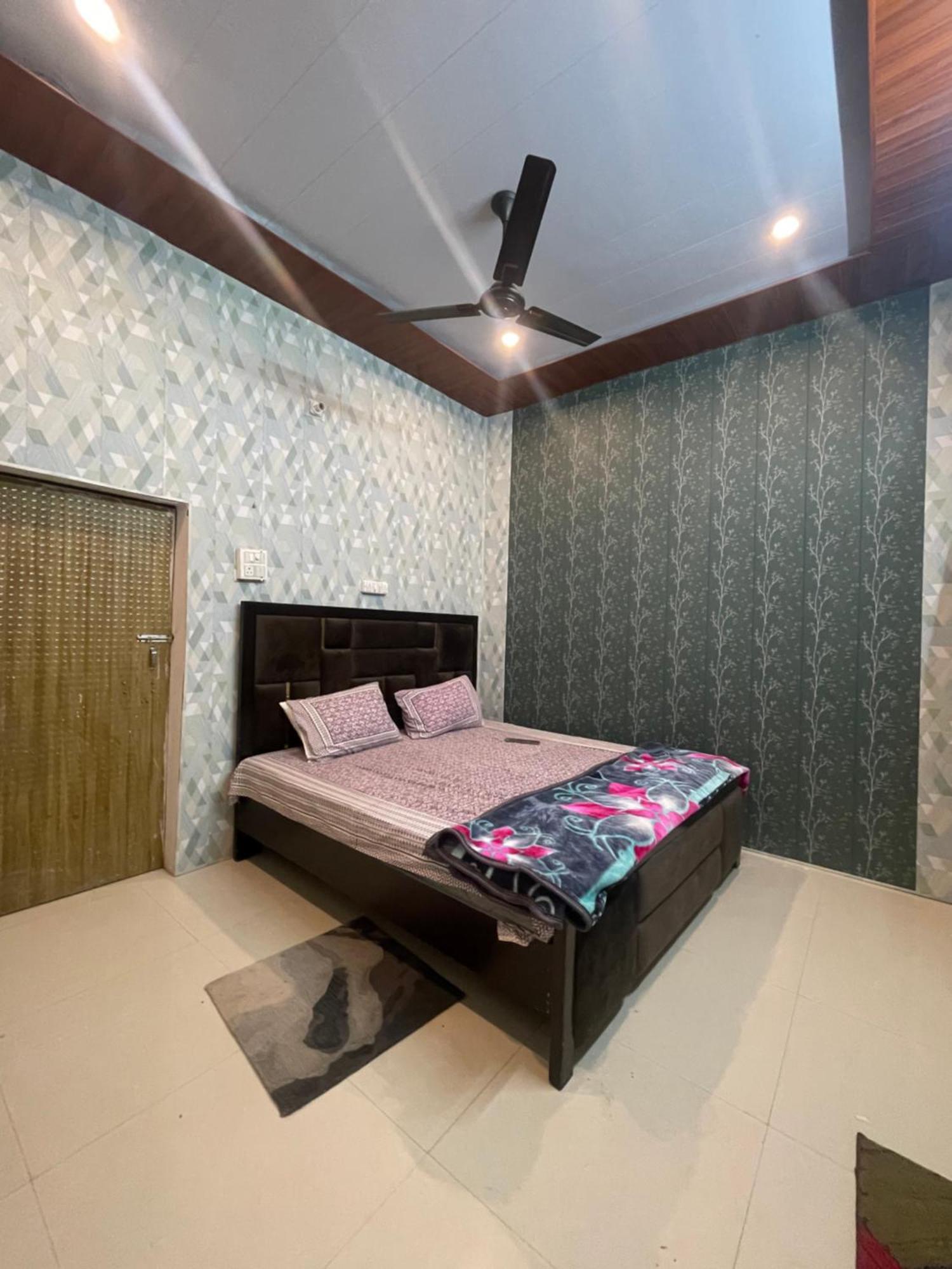 Swastik Home Stay Ravindpuri Varanasi Exterior photo