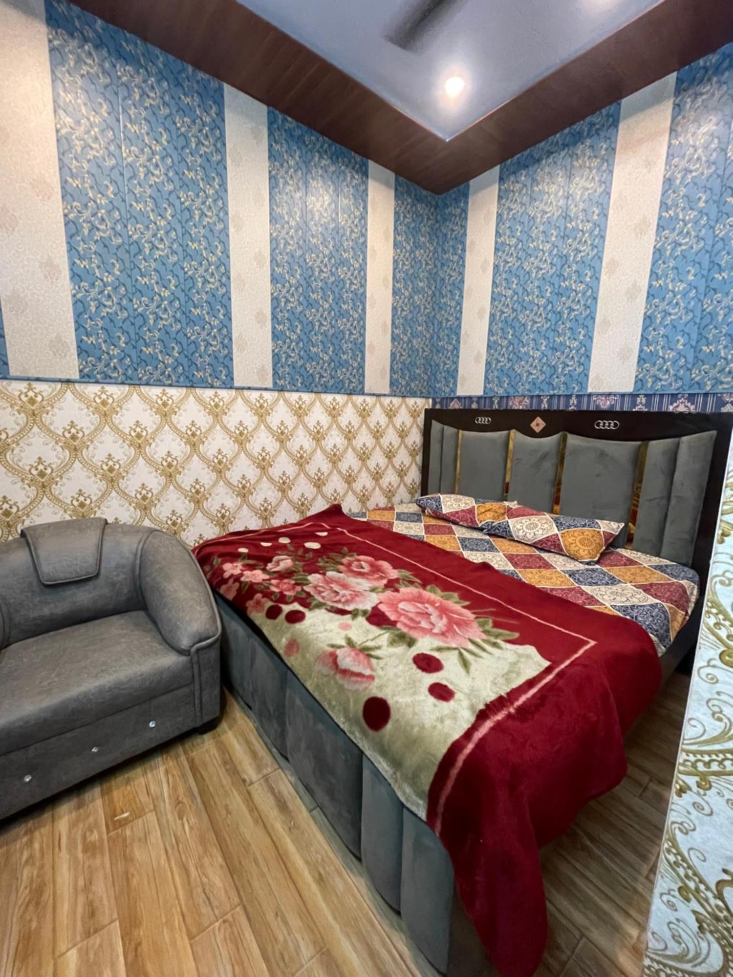 Swastik Home Stay Ravindpuri Varanasi Exterior photo